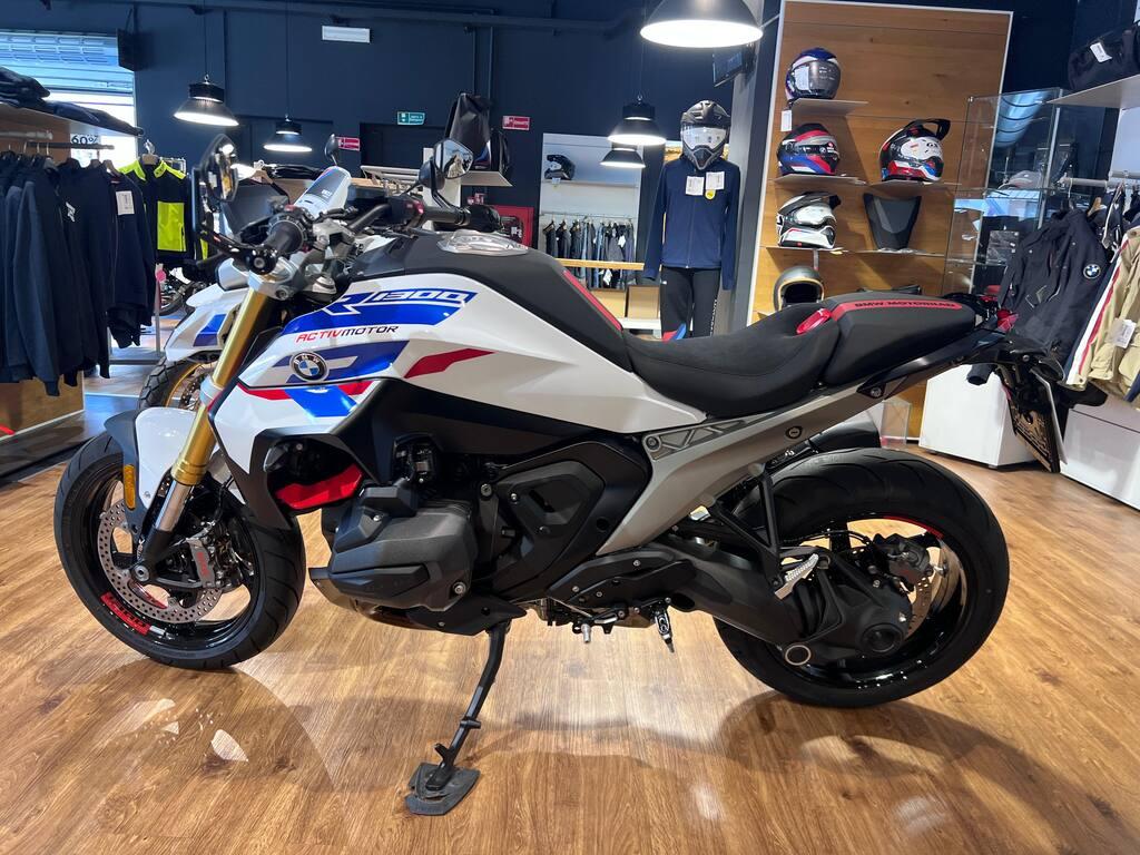 R 1300 R