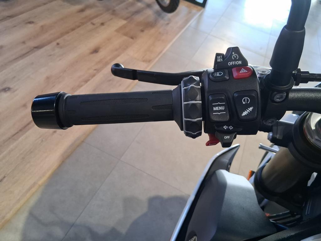 S 1000 R