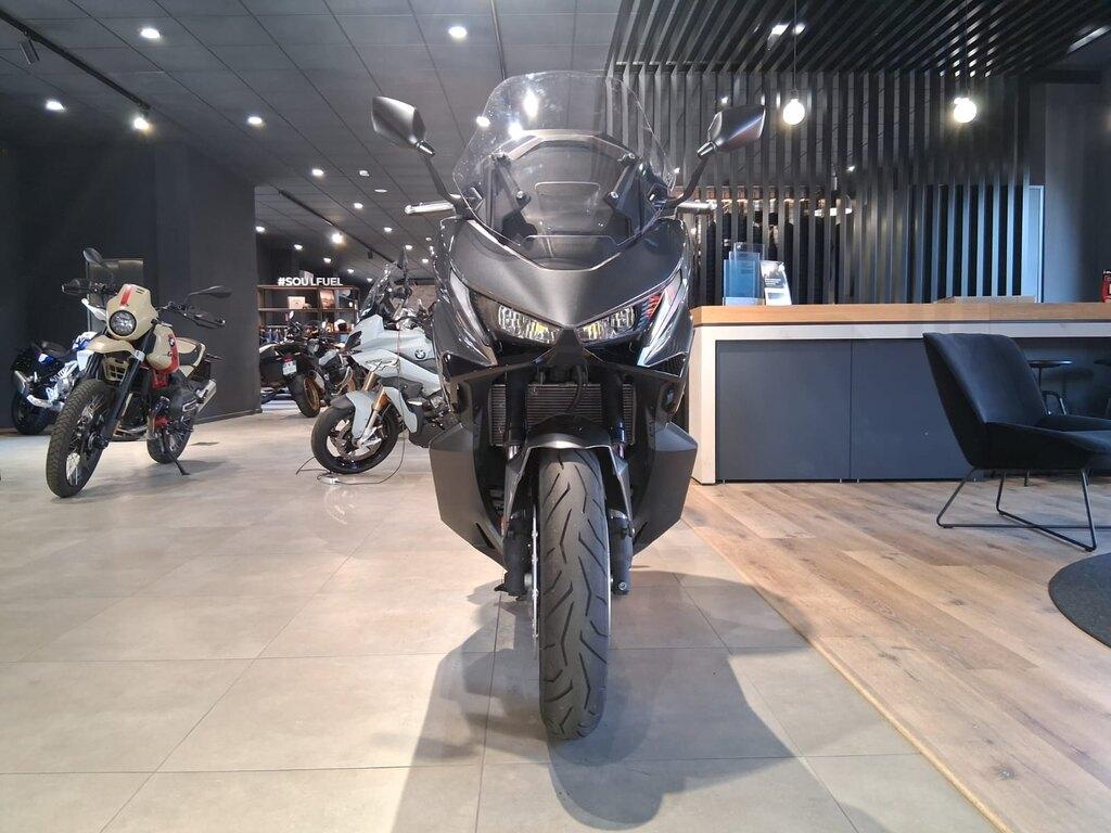 FORZA 750