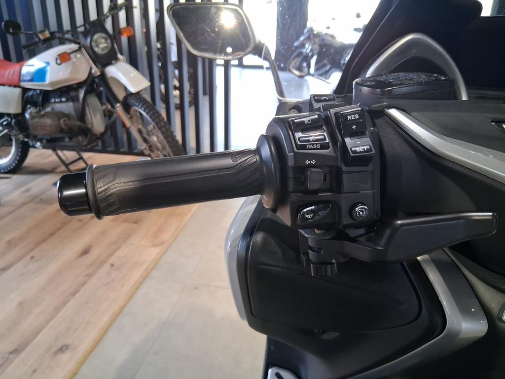 T-MAX 530