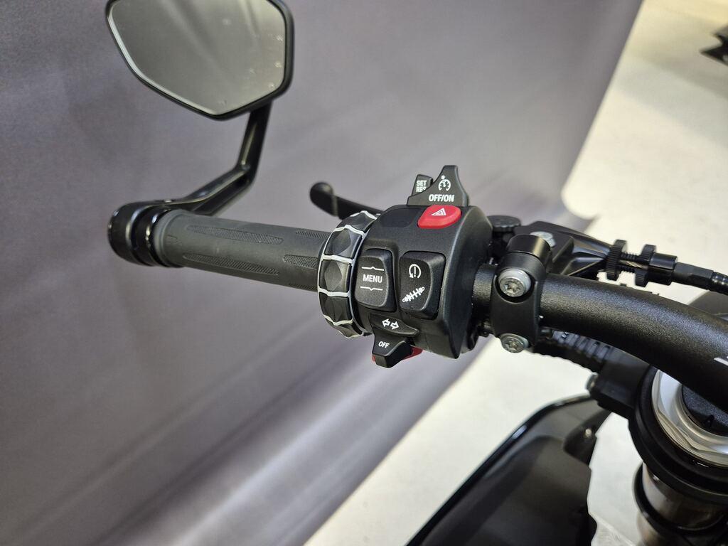 S 1000 R