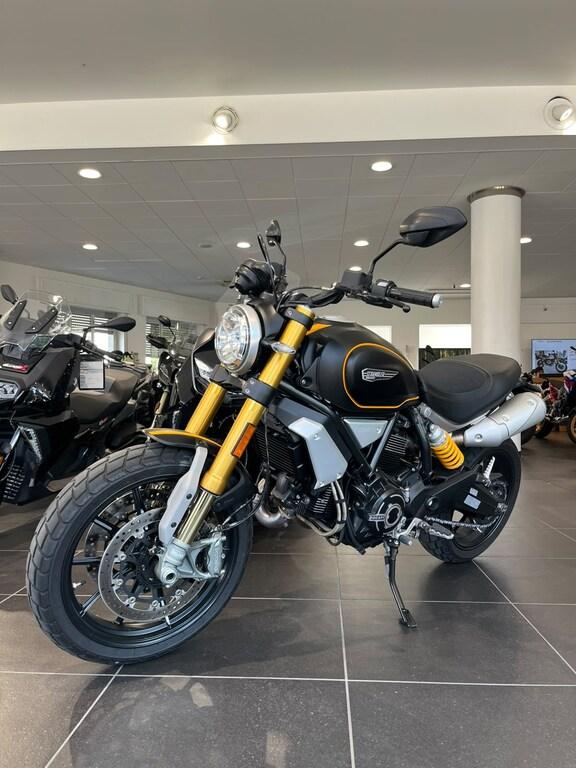 SCRAMBLER 1100