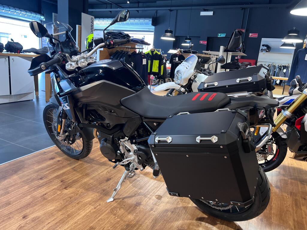 F 900 GS