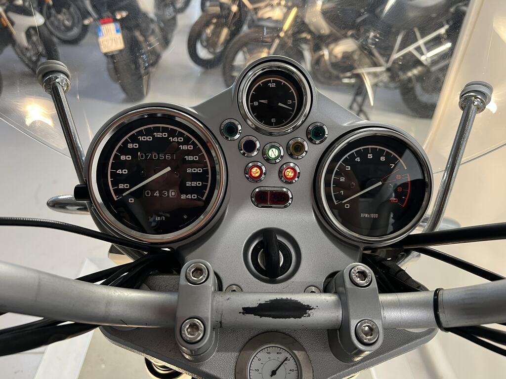 R 850 R