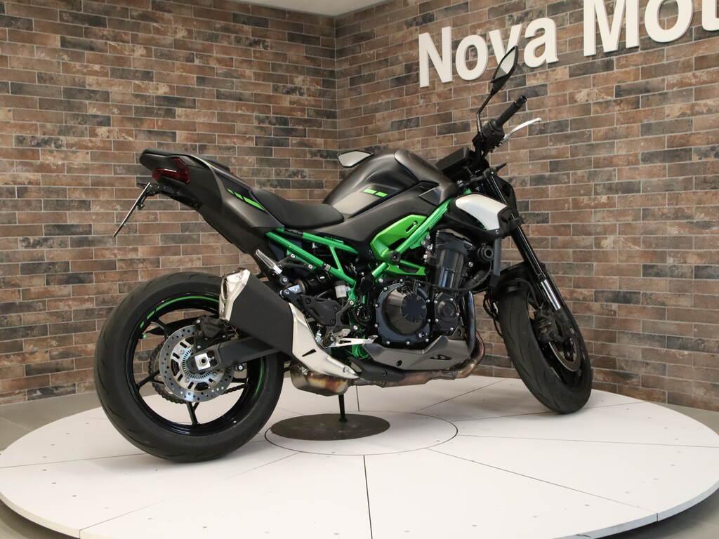 Z 900