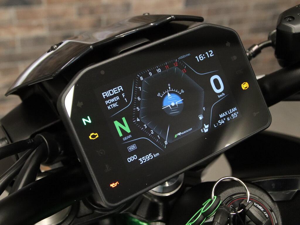 Z 900
