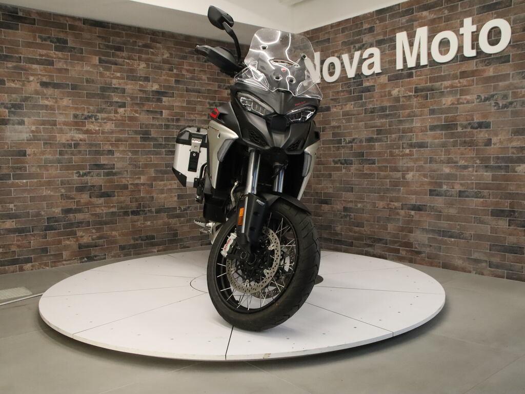 MULTISTRADA V4