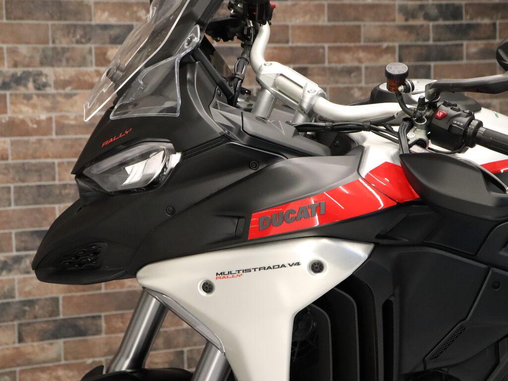 MULTISTRADA V4