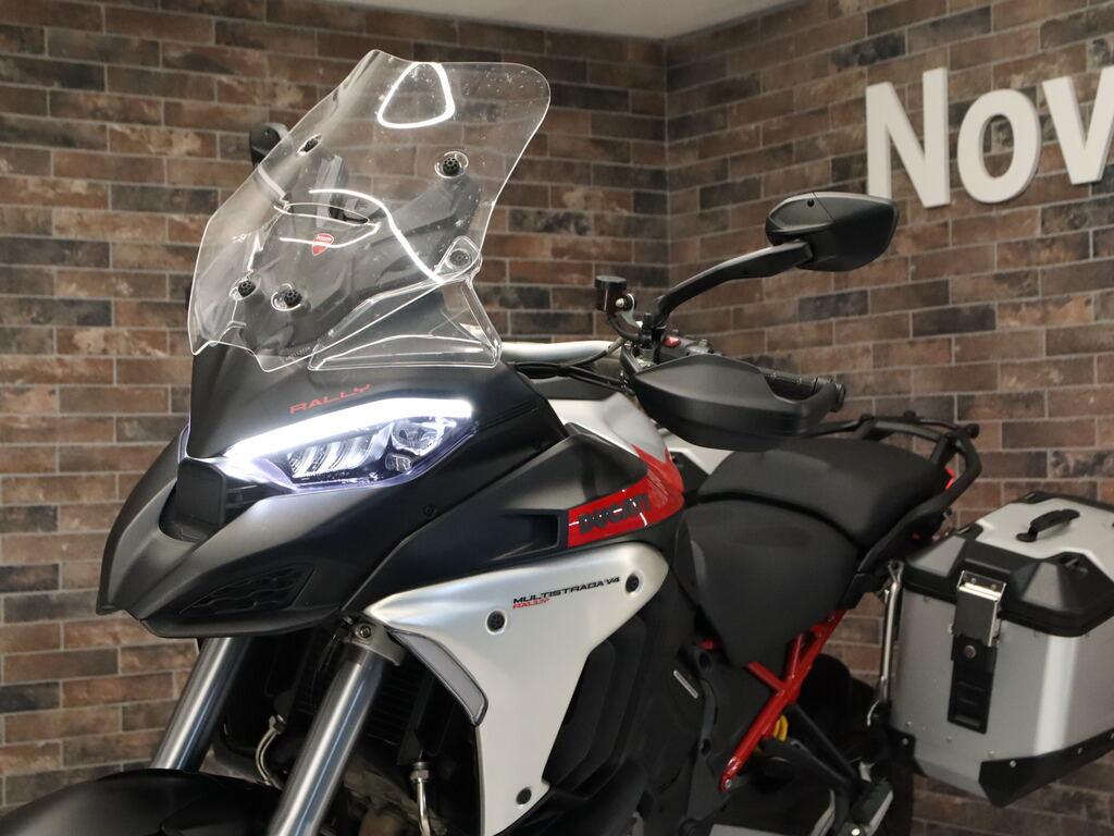 MULTISTRADA V4