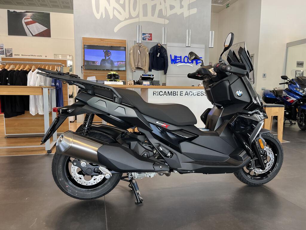 C 400 X