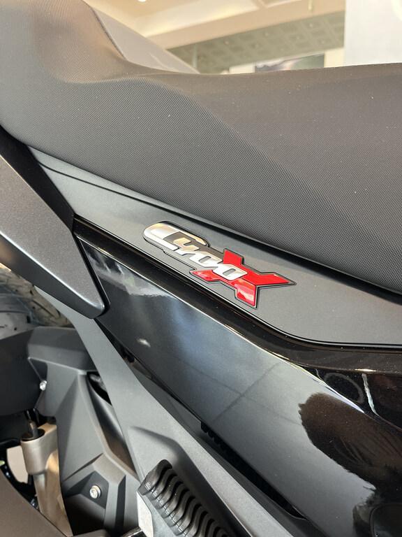 C 400 X