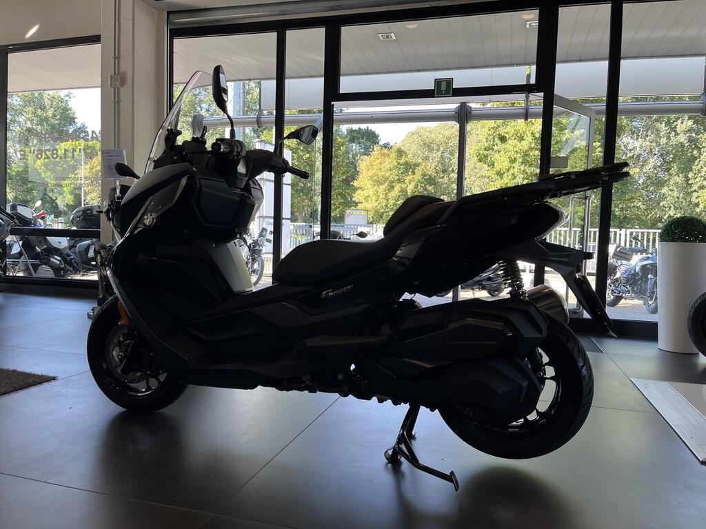 C 400 GT