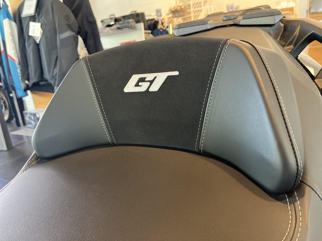 C 400 GT