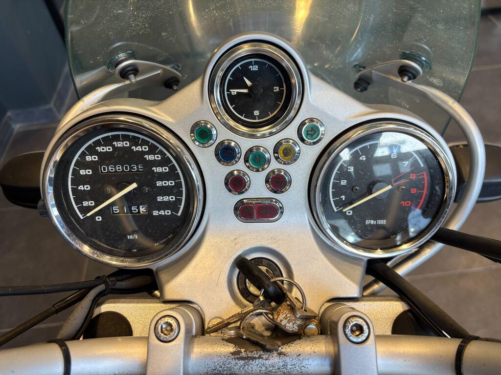 R 850 R