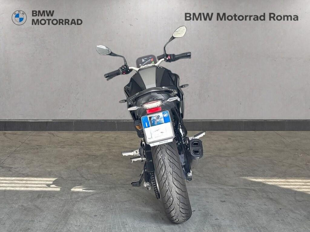 F 900 R