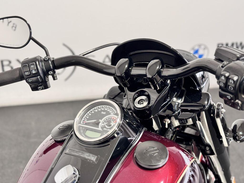 ROAD KING 1690