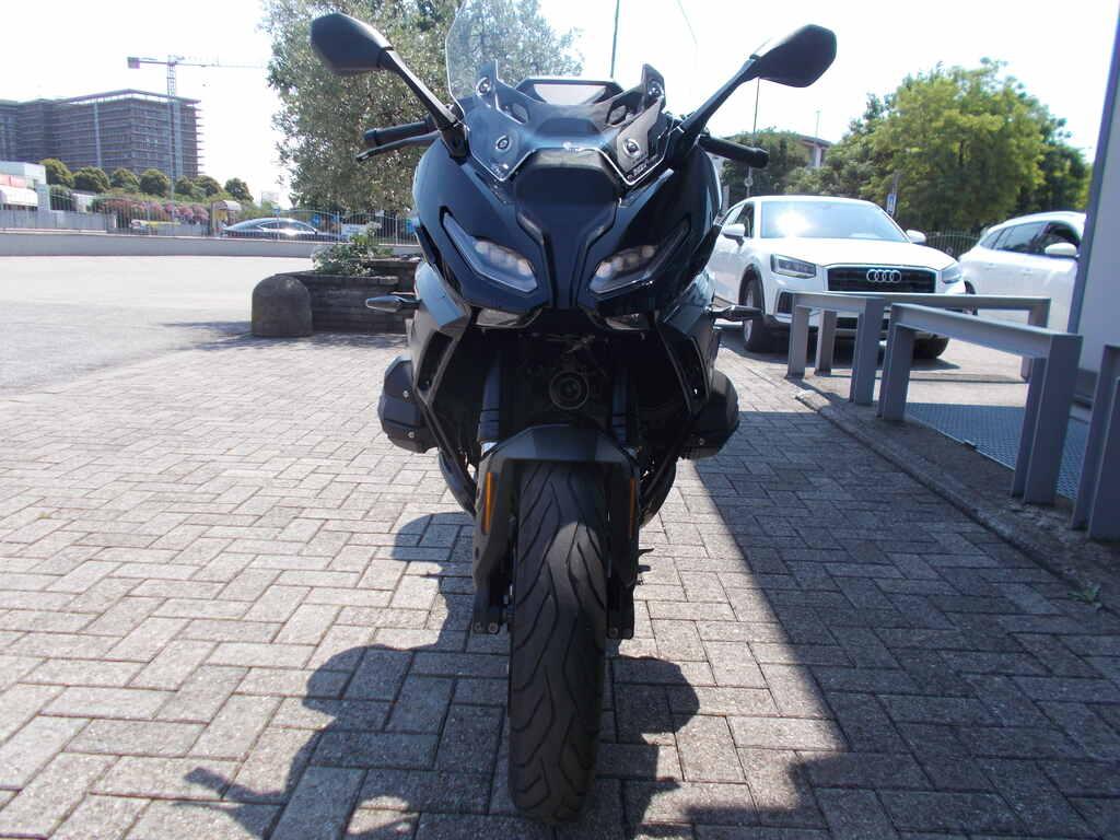 R 1300 RS