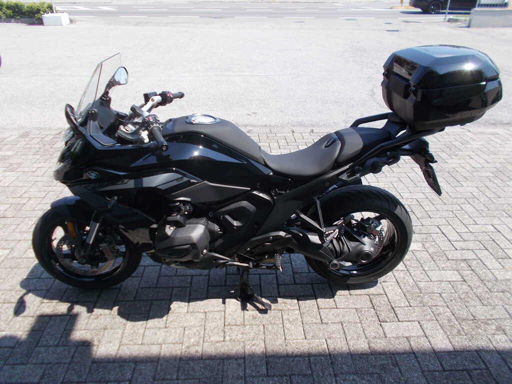 R 1300 RS