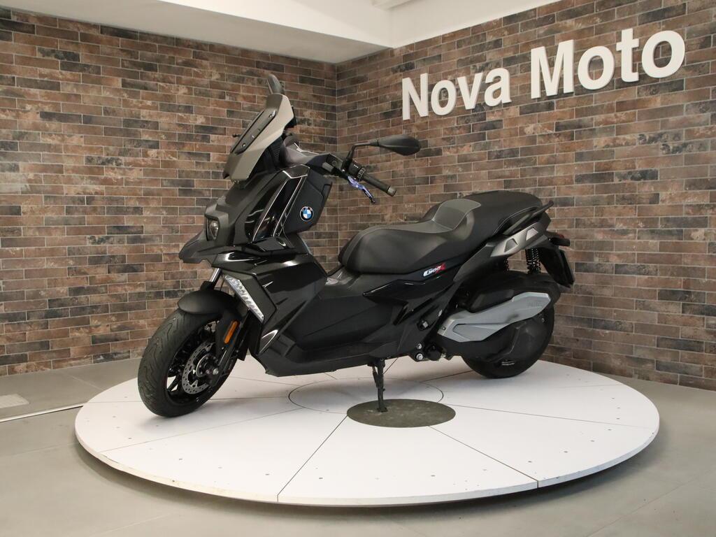 C 400 X