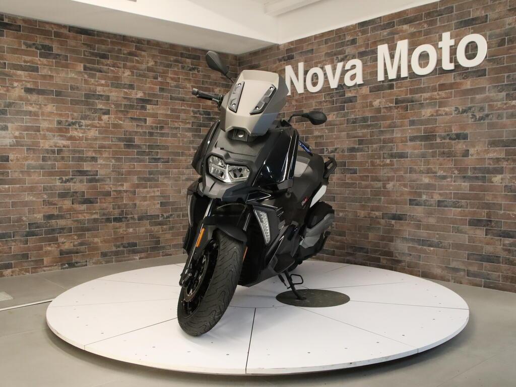 C 400 X