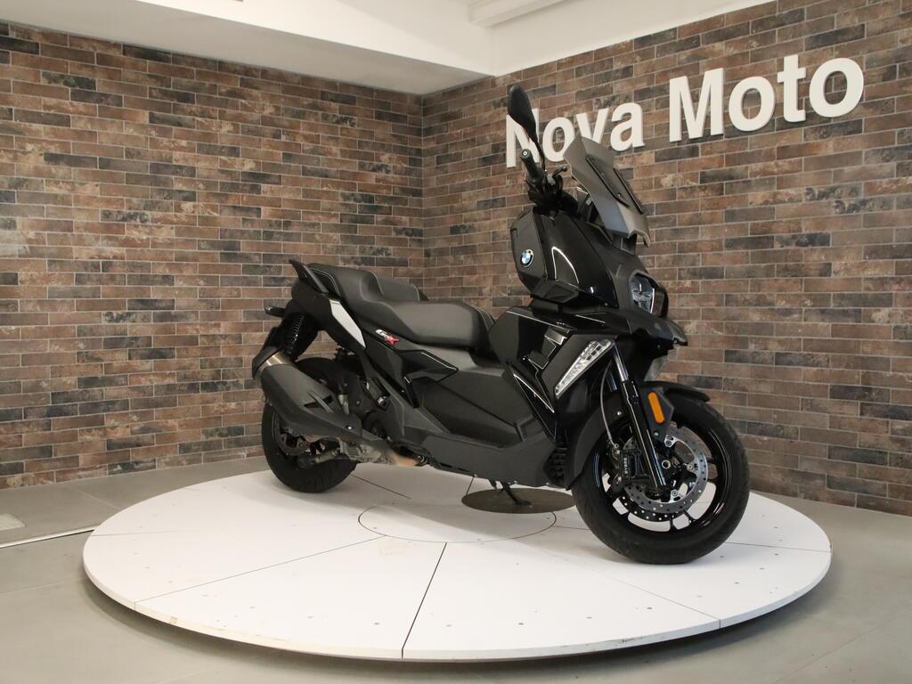 C 400 X