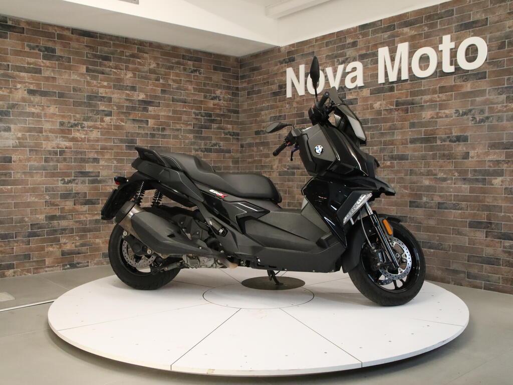 C 400 X