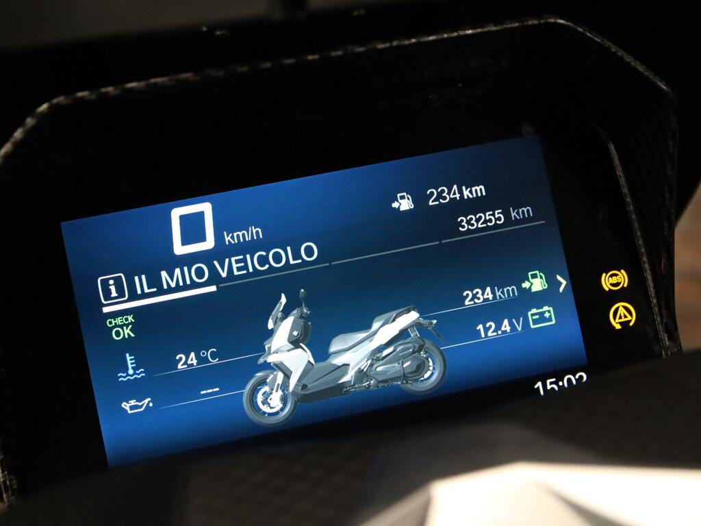 C 400 X
