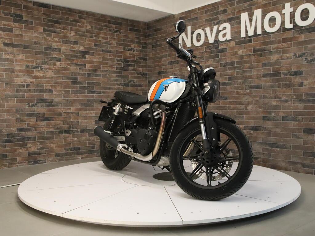 SPEED TWIN 900