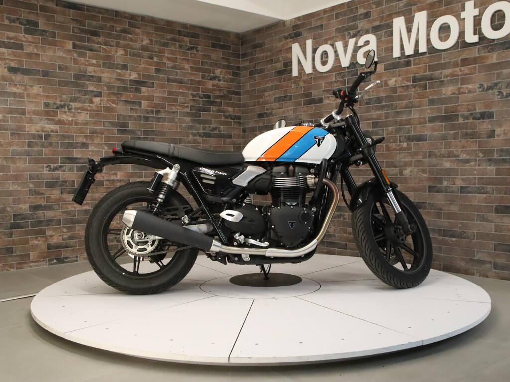 SPEED TWIN 900