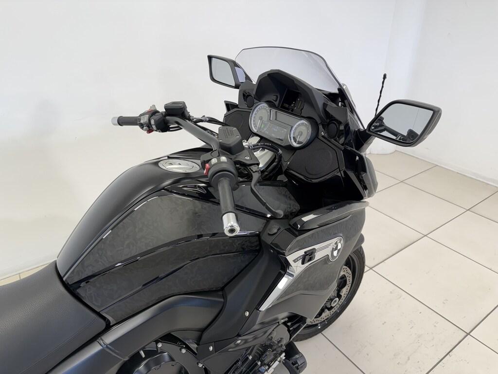 K 1600 B