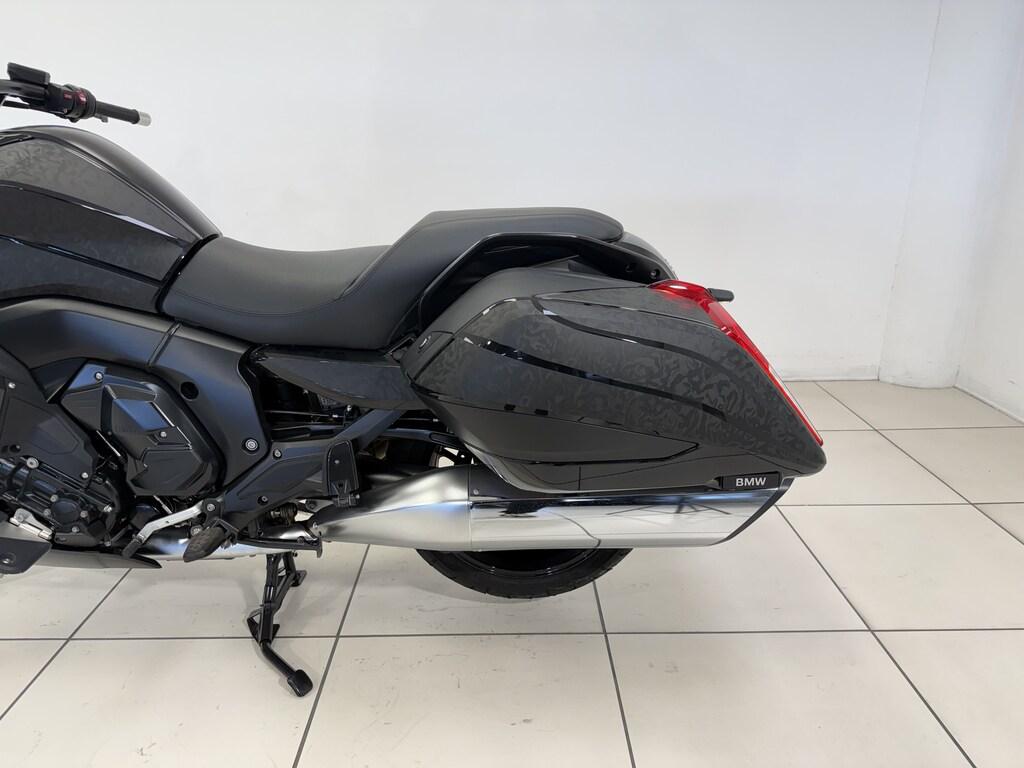 K 1600 B