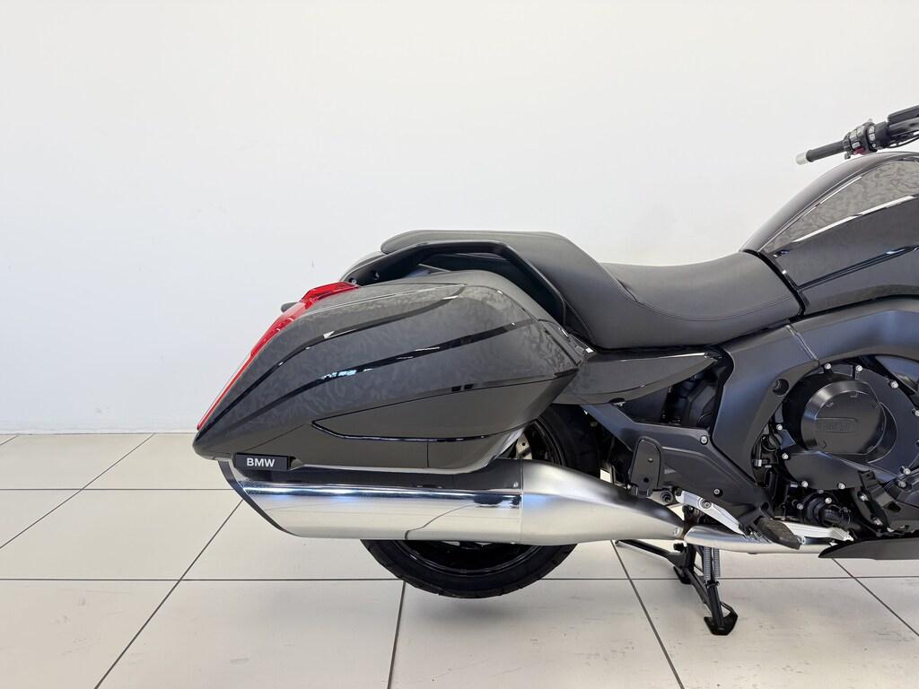 K 1600 B