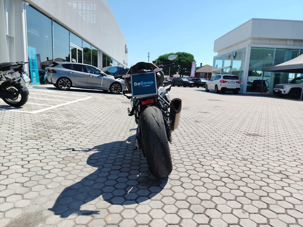 M 1000 R