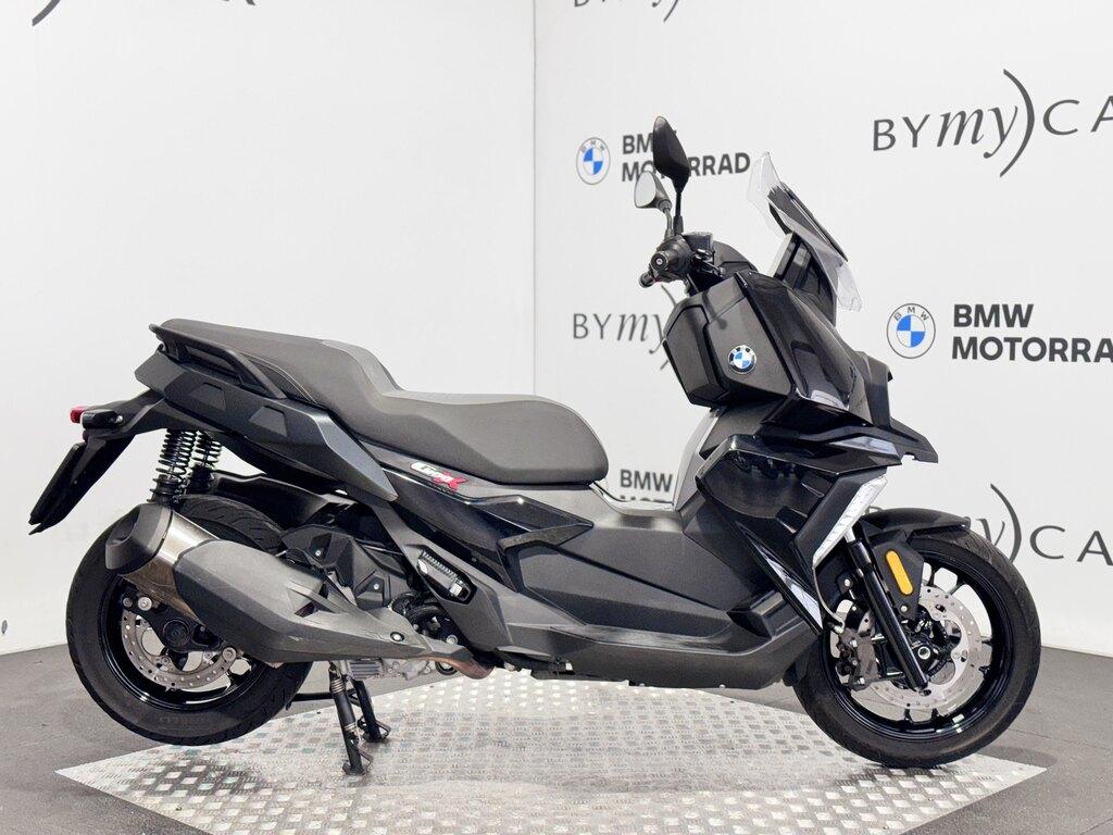 C 400 X