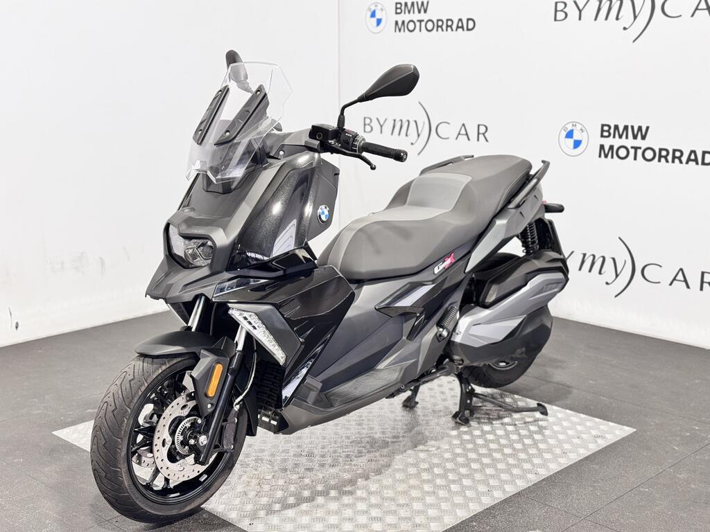 C 400 X