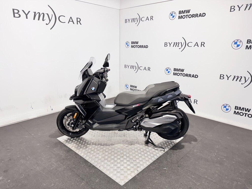 C 400 X