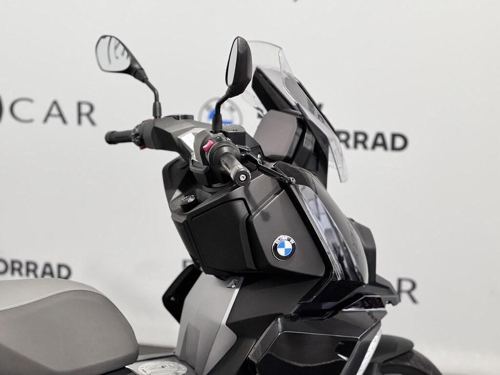 C 400 X