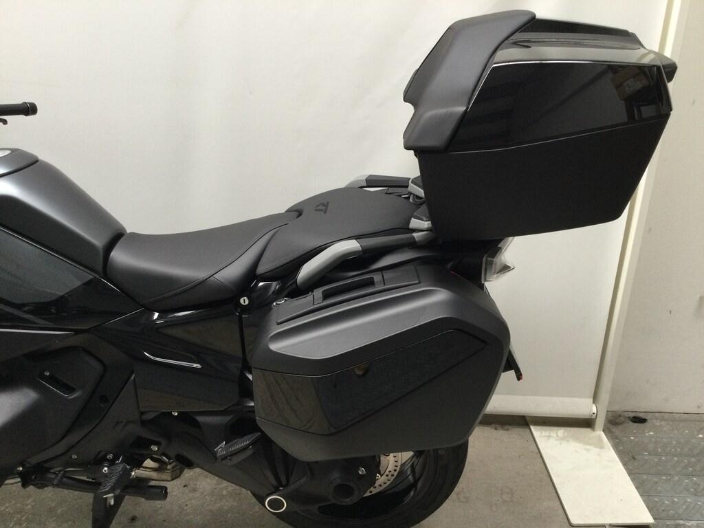 R 1300 RT