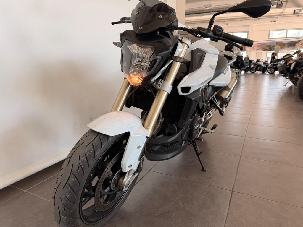 F 800 R