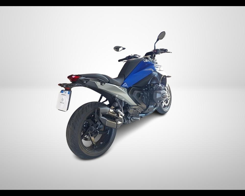 R 1300 R