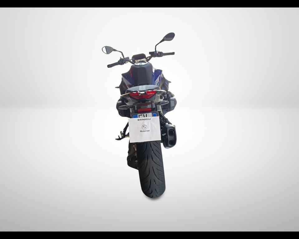 R 1300 R