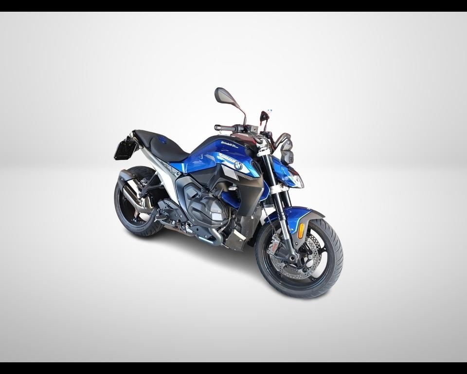 R 1300 R