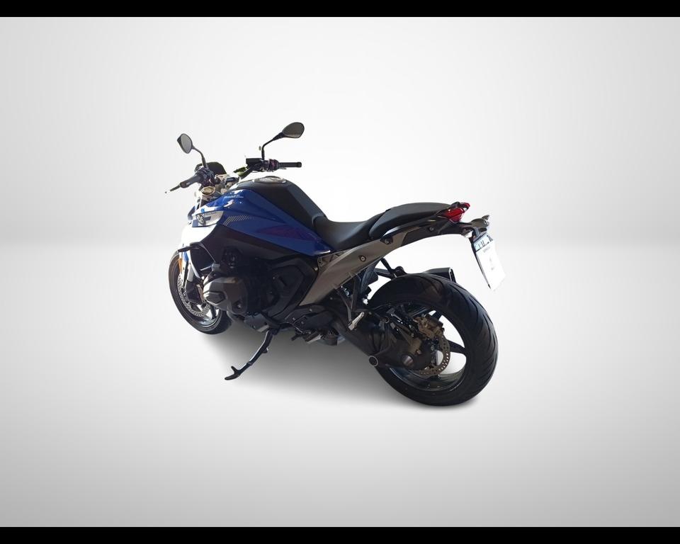 R 1300 R