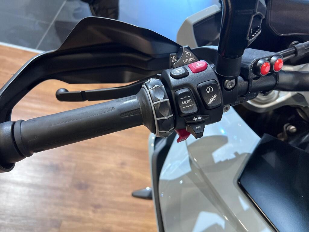 S 1000 XR
