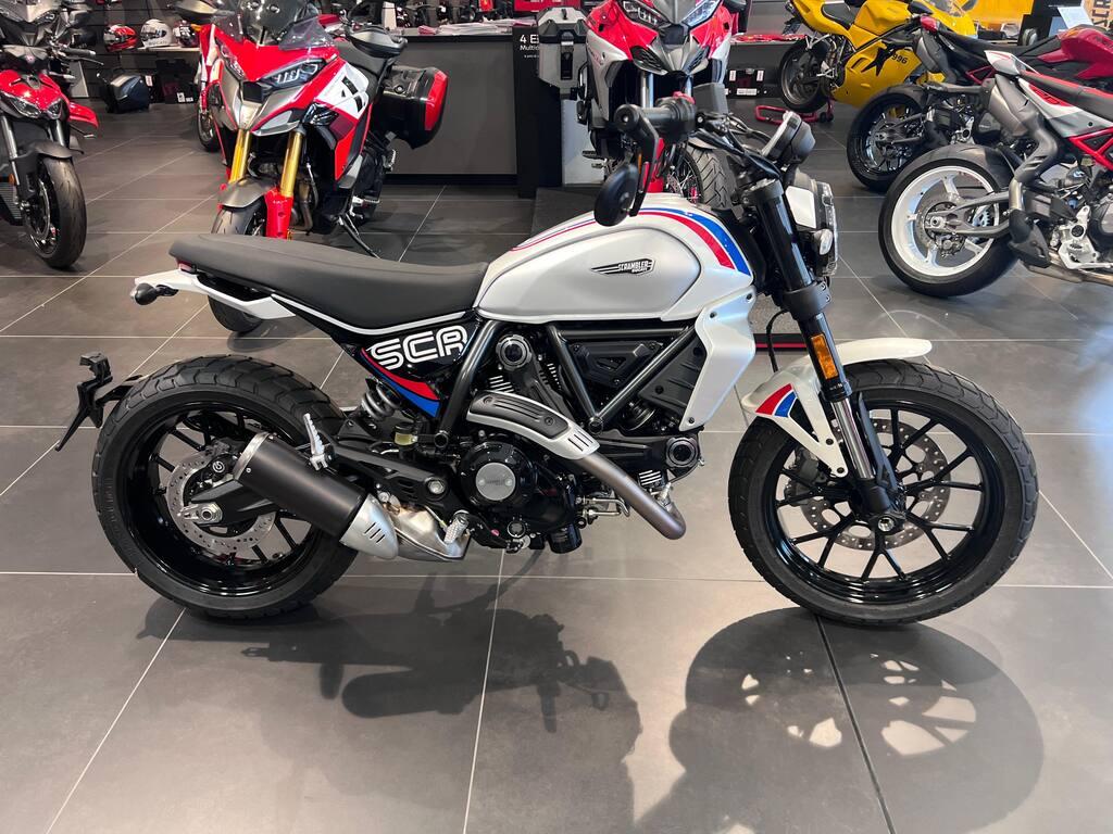 SCRAMBLER 800