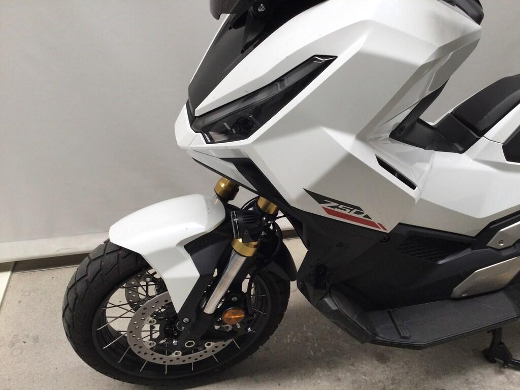 X-ADV 750