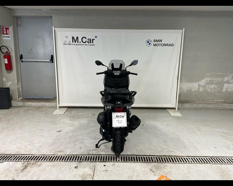 C 400 X