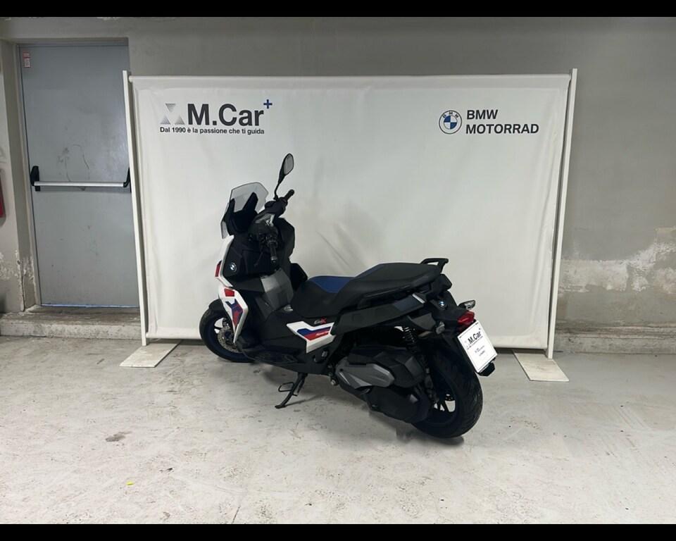 C 400 X