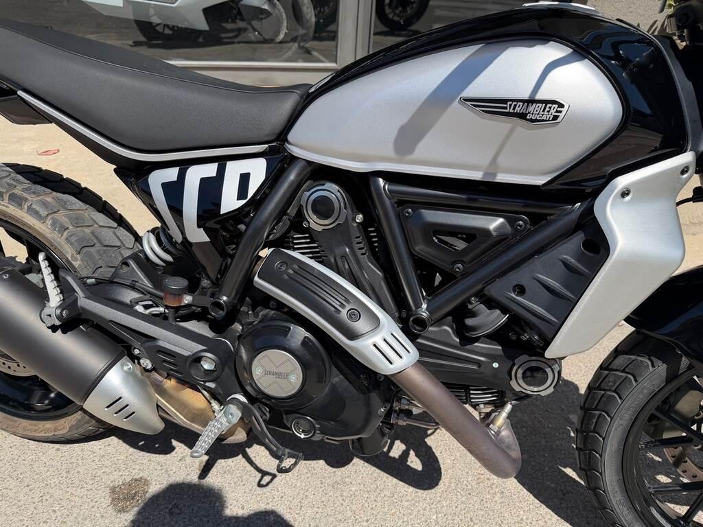 SCRAMBLER 800