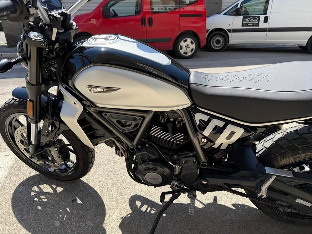 SCRAMBLER 800